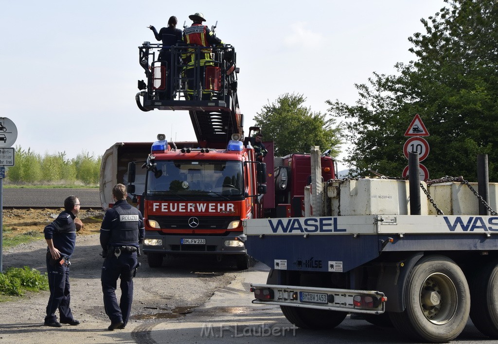 Schwerer VU LKW Zug Bergheim Kenten Koelnerstr P268.JPG - Miklos Laubert